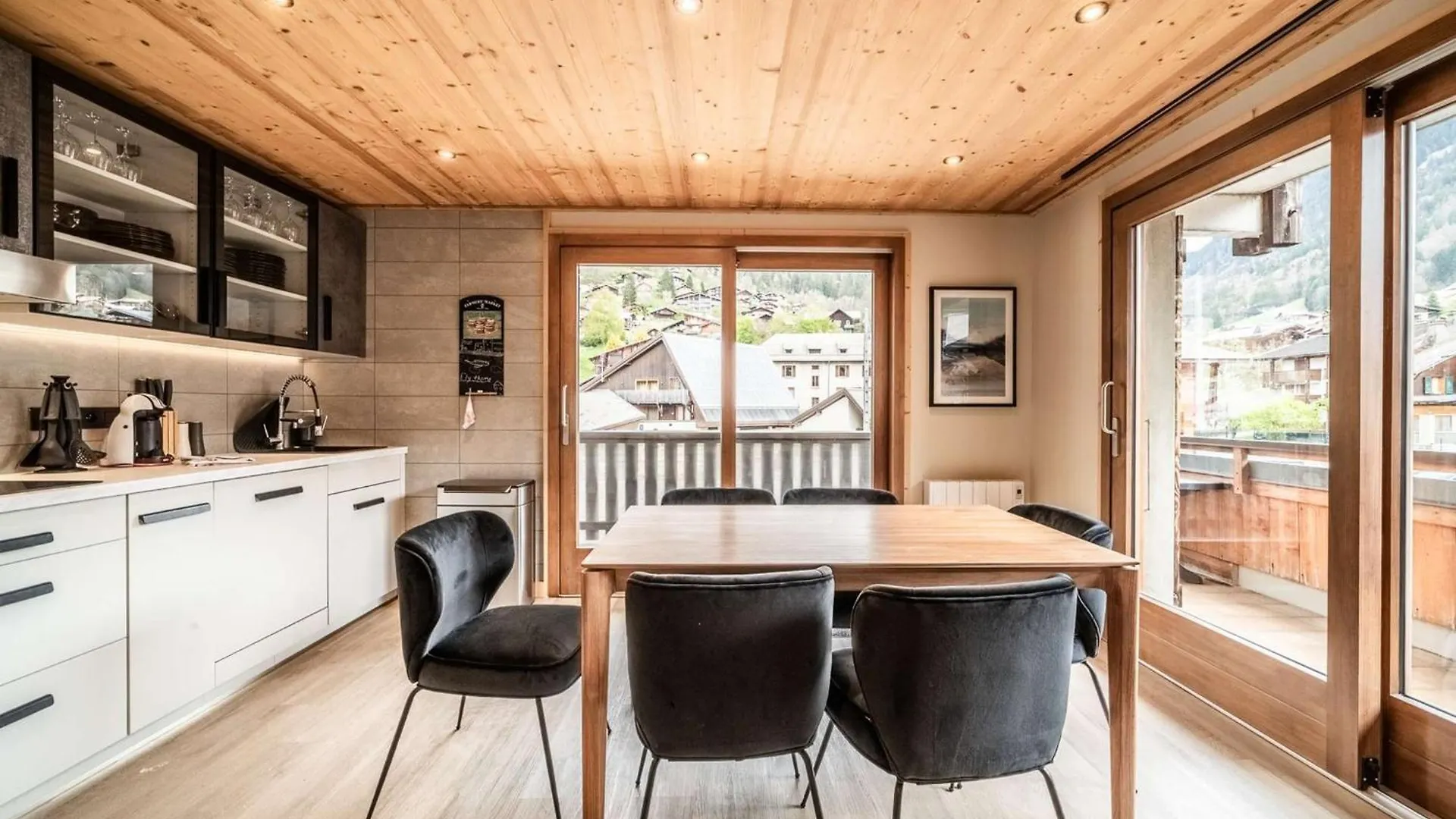 Janin 3 Charmant Appartement Renove Avec 2 Chambres Et Espace Cabine Morzine Apartmán